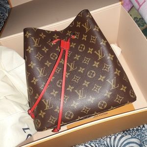 Louis Vuitton NEONOE Purse